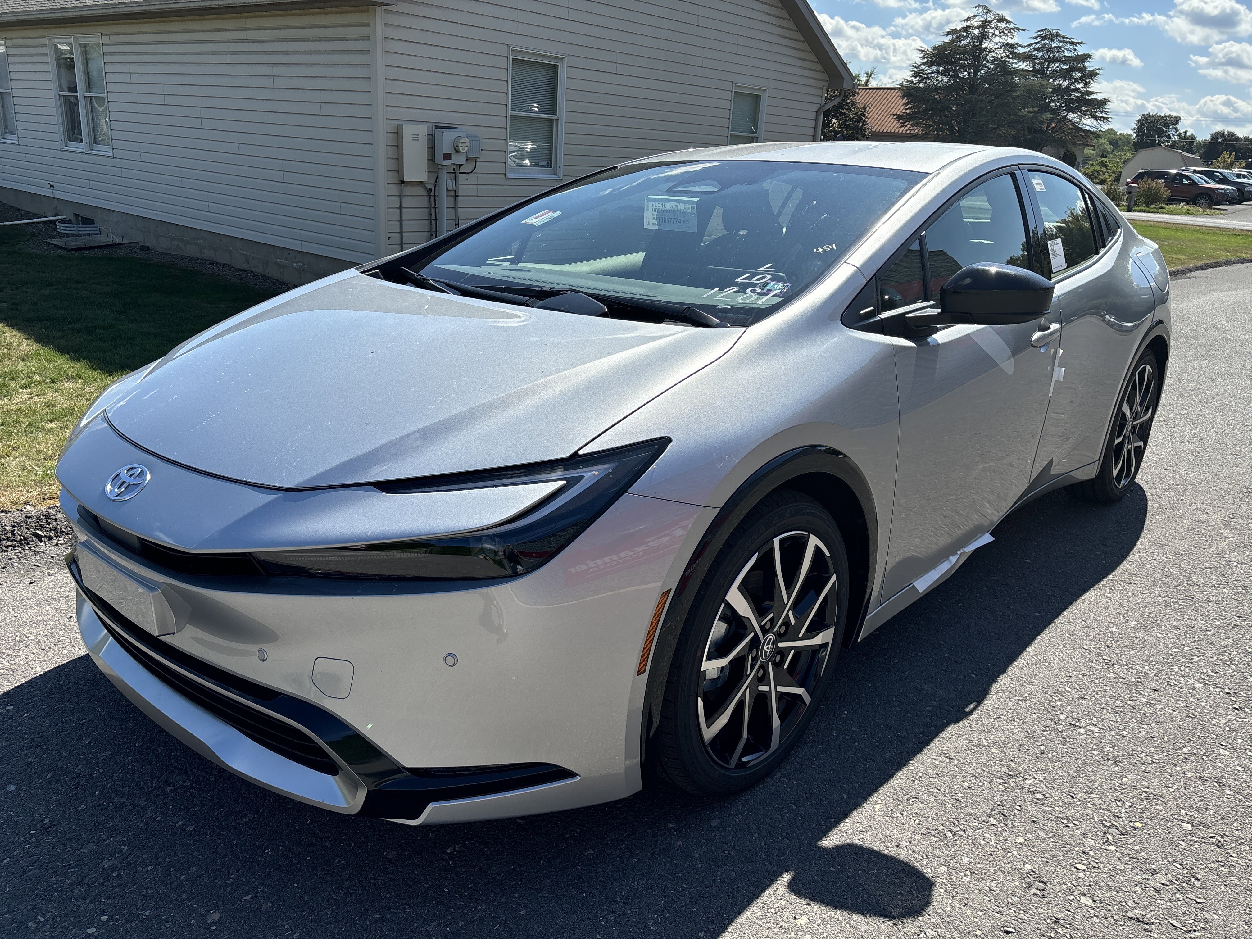New 2026 Toyota Prius Plug-In Hybrid image 8