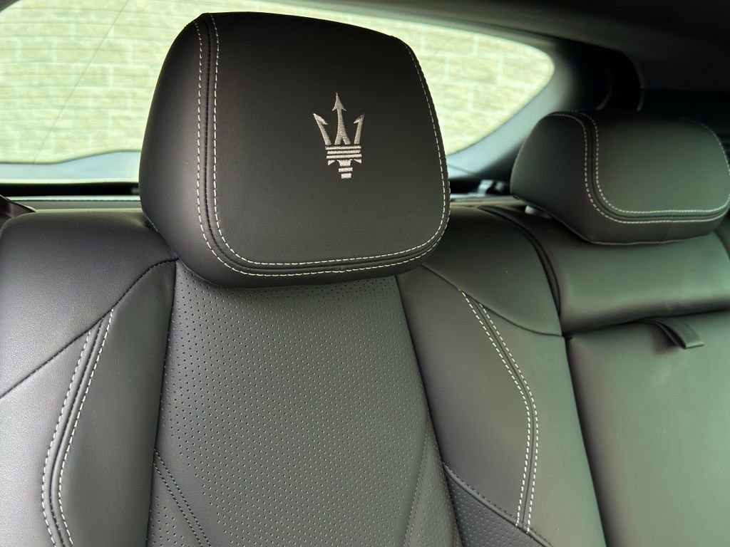 Certified 2024 Maserati Grecale GT image 25