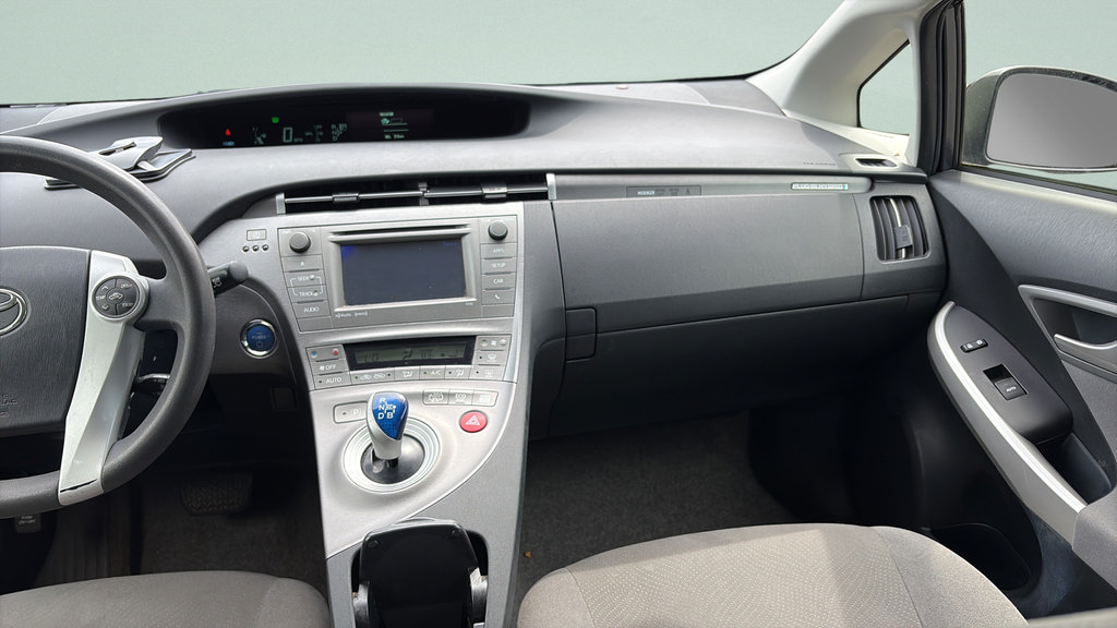 Used 2015 Toyota Prius Prime Plug-In Hybrid FWD image 13