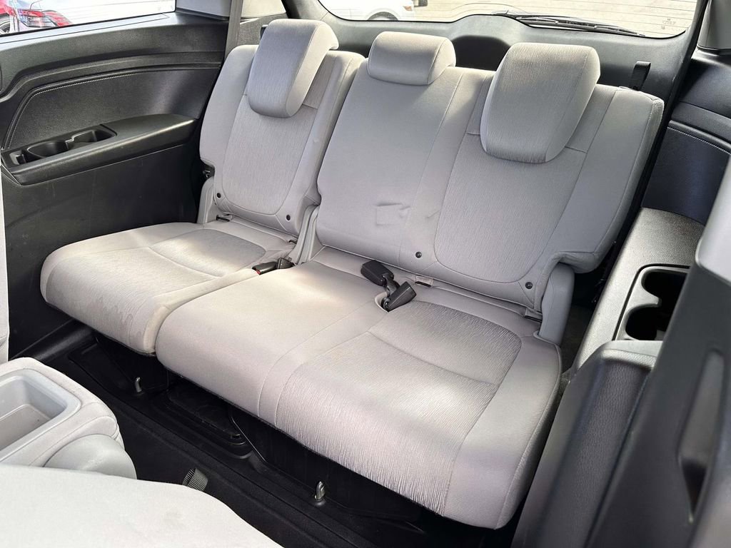 Used 2018 Honda Odyssey EX image 13