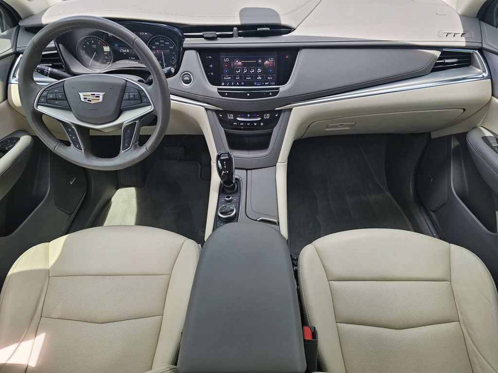 Used 2021 Cadillac XT5 Premium Luxury AWD/4WD image 18