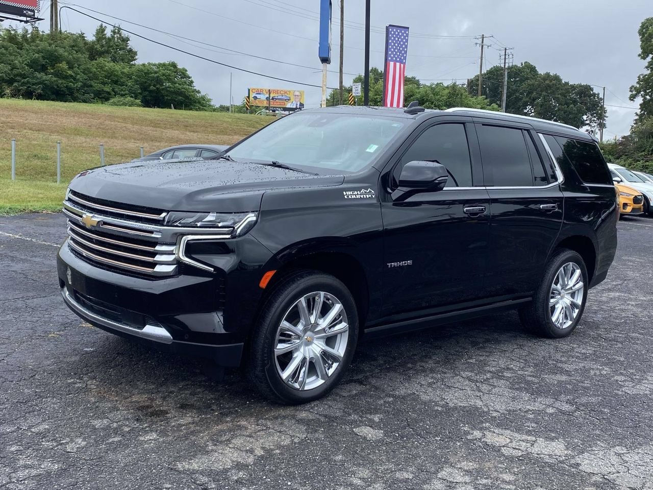 Used 2023 Chevrolet Tahoe High Country AWD/4WD image 3
