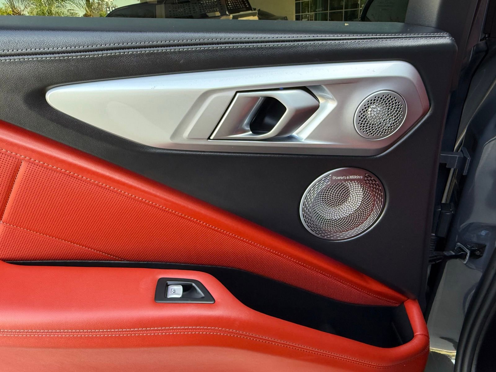 Used 2025 BMW XM Base image 32