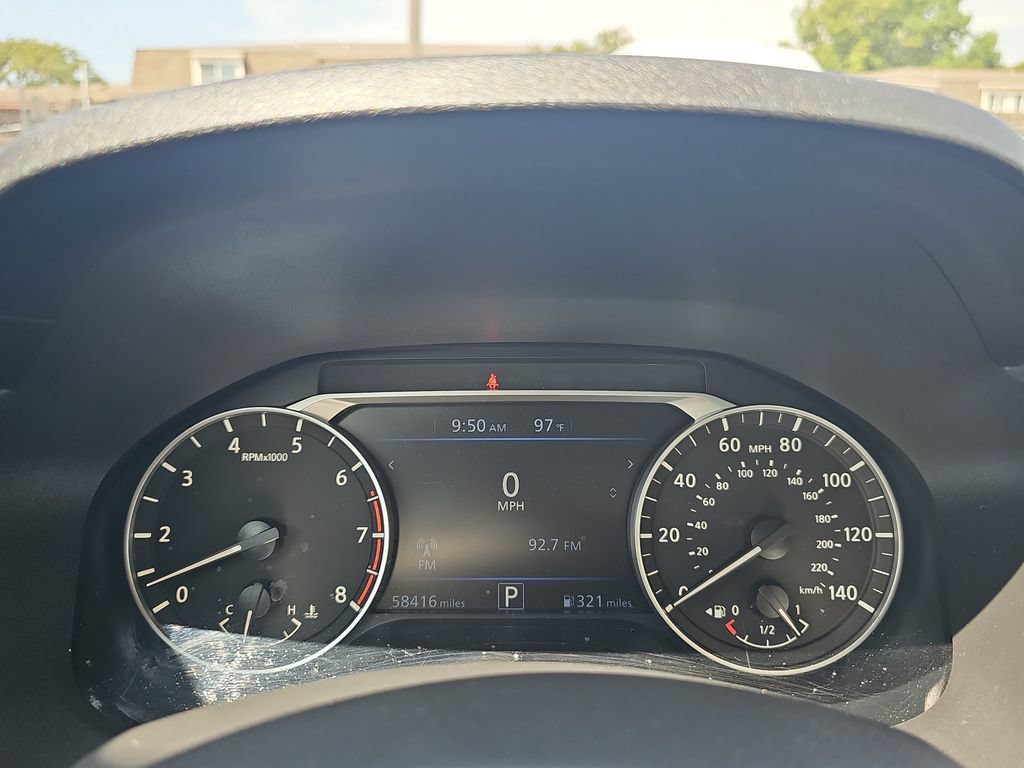 Used 2024 Nissan Altima 2.5 SV FWD image 19