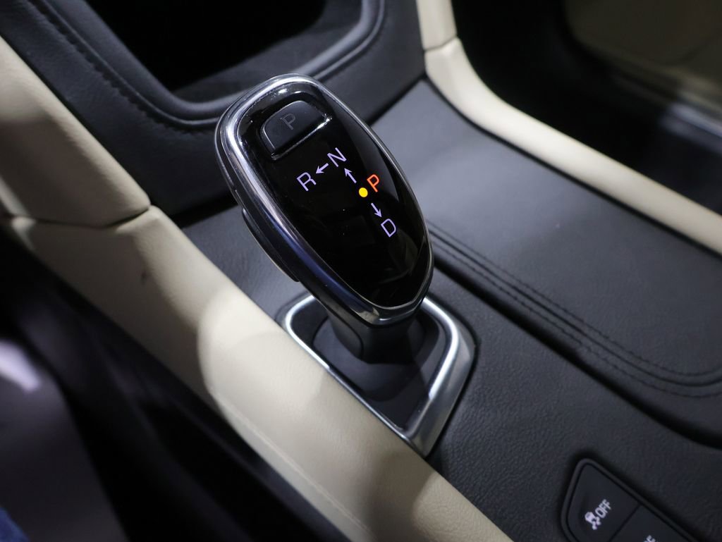 Used 2019 Cadillac XT5 Luxury image 32