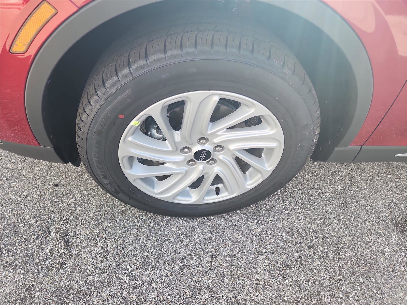 New 2026 Lincoln Corsair Premiere image 9