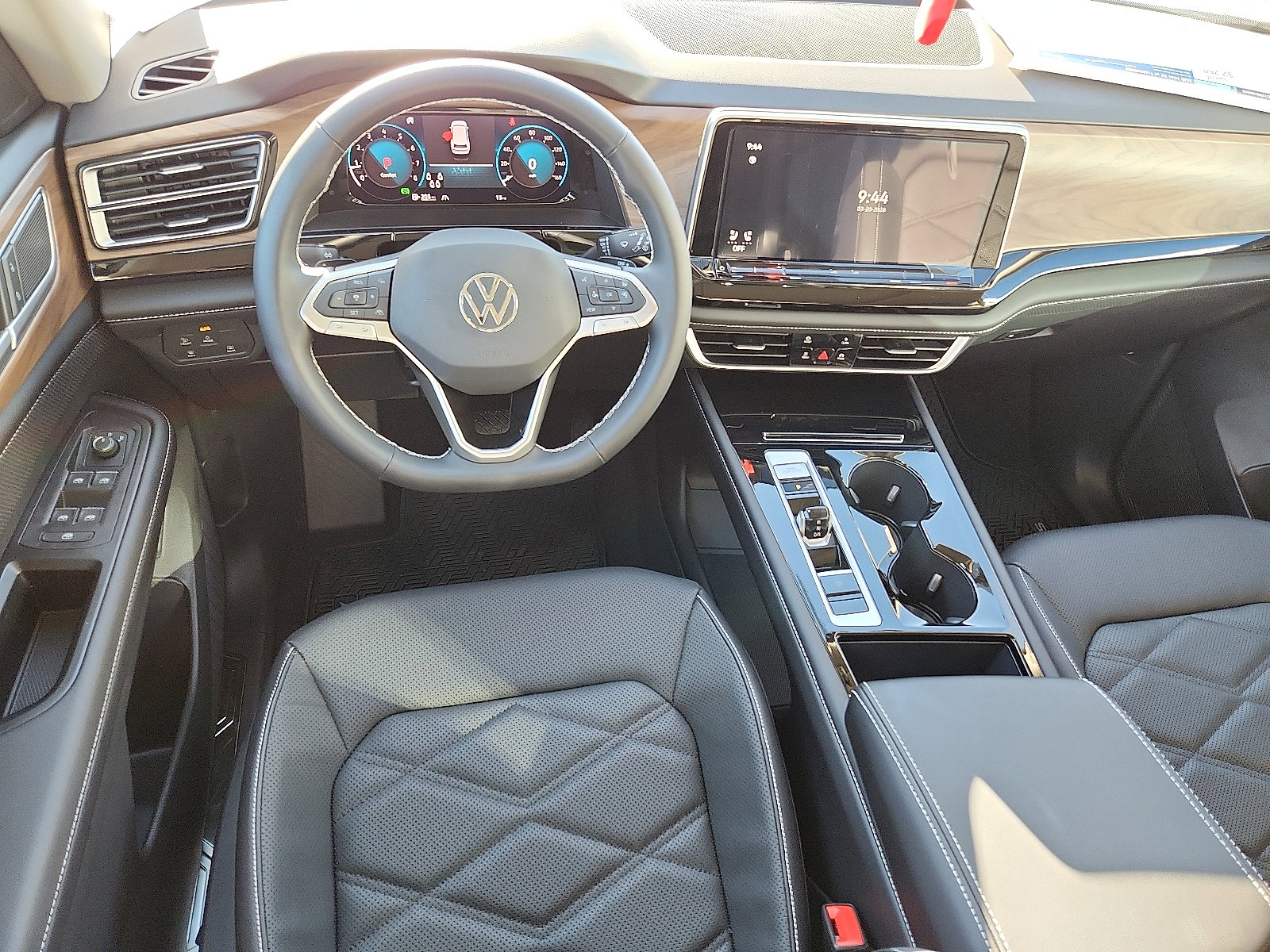 New 2026 Volkswagen Atlas SE image 12