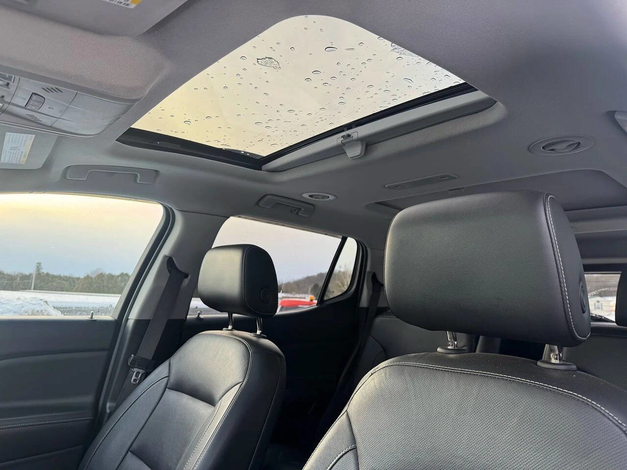 Used 2018 GMC Acadia SLT AWD/4WD image 11