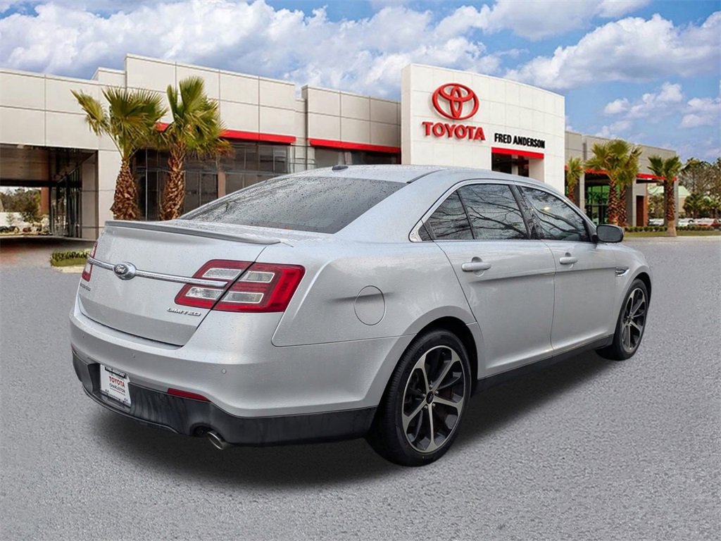 Used 2014 Ford Taurus Limited w/ Equipment Group 301A image 4