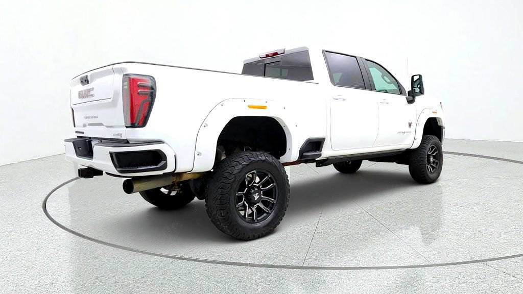 Used 2024 GMC Sierra 2500 AT4 w/ AT4 Premium Plus Package AWD/4WD image 5