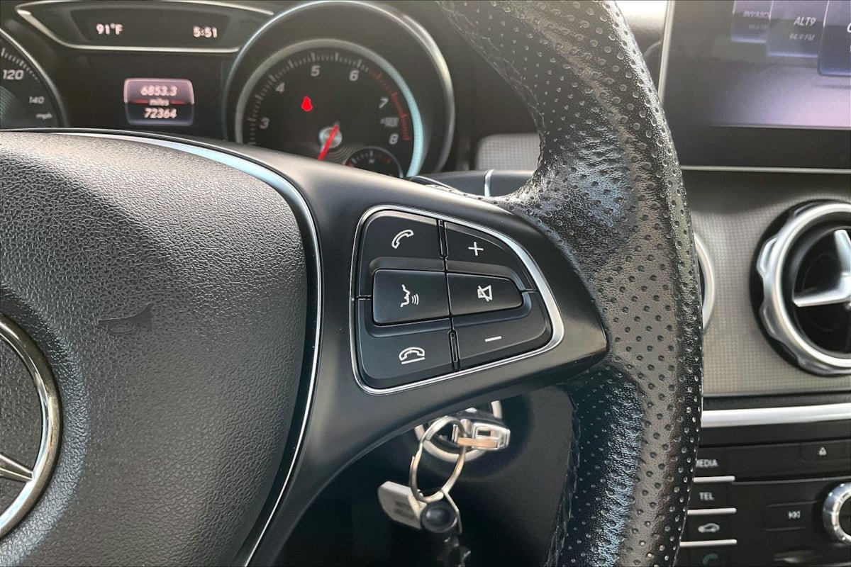Used 2019 Mercedes-Benz GLA 250 image 17