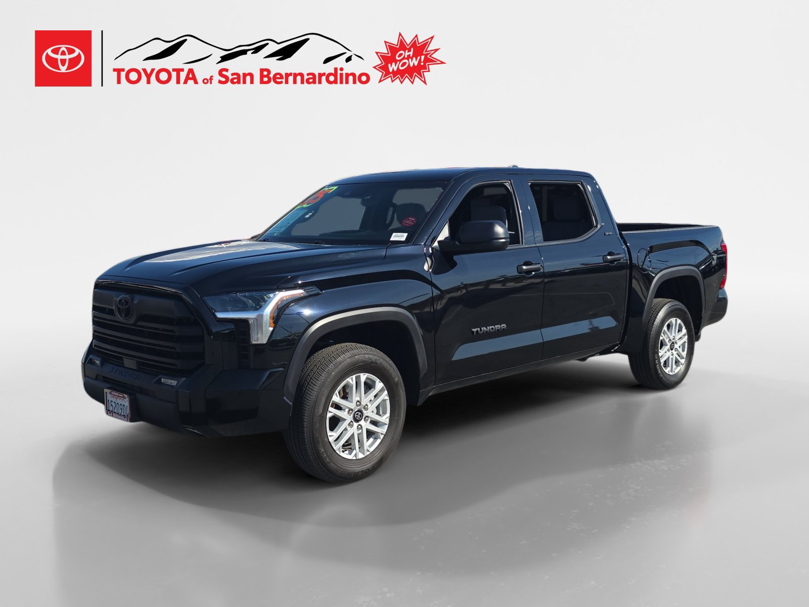Used 2025 Toyota Tundra SR5 AWD/4WD image 1