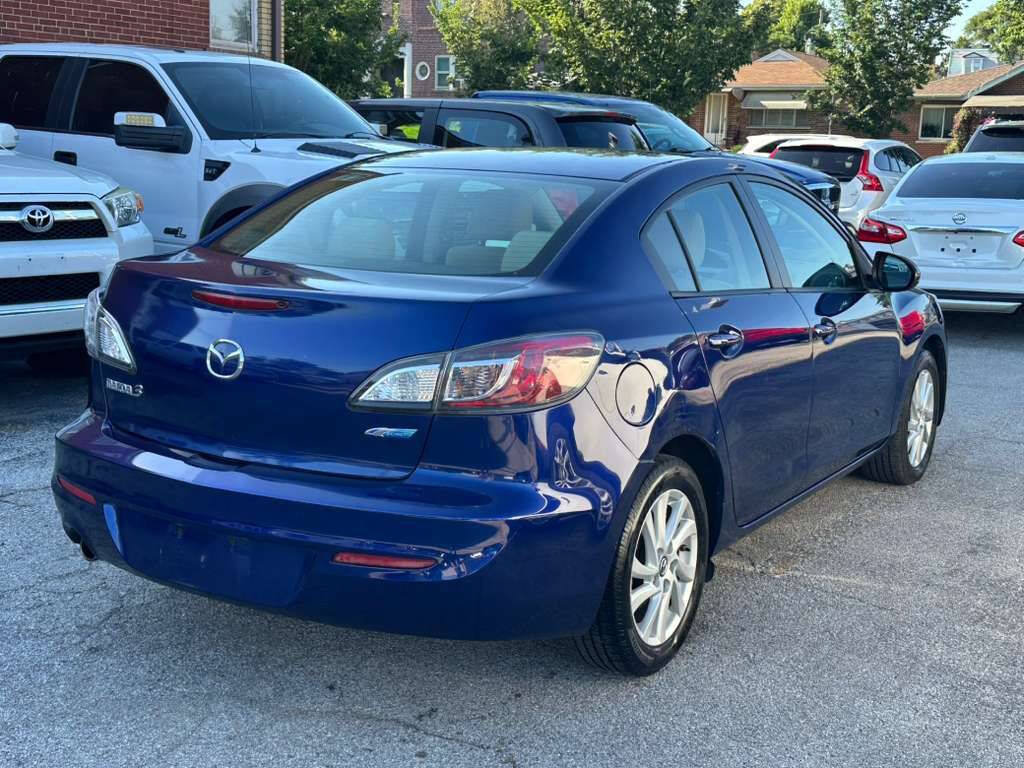 Used 2013 MAZDA MAZDA3 i Touring FWD image 4