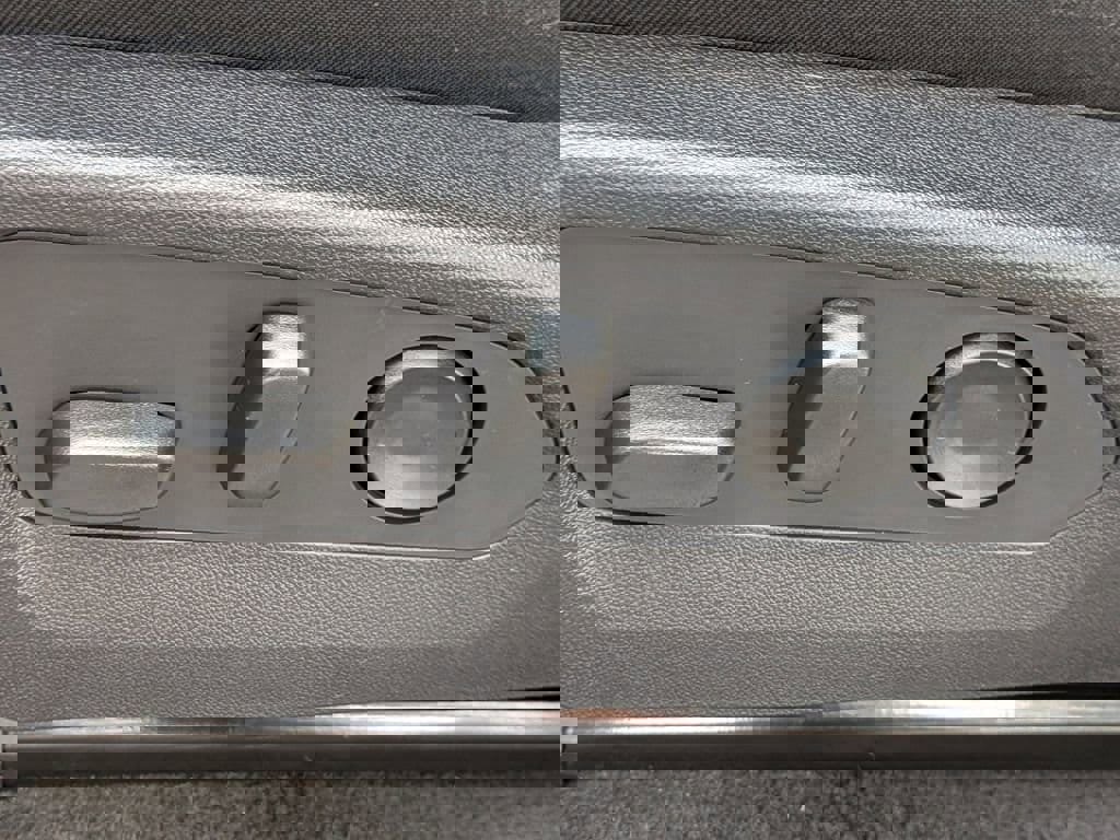 New 2026 GMC Canyon Elevation w/ Convenience Package image 20