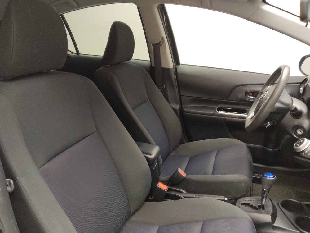 Used 2015 Toyota Prius C Two image 21