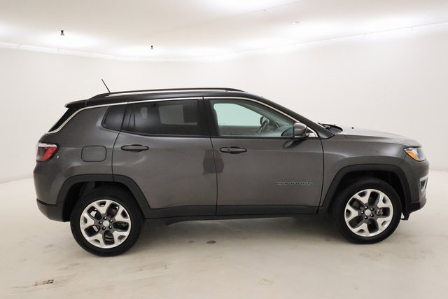Used 2021 Jeep Compass Limited w/ Sun and Sound Group image 2