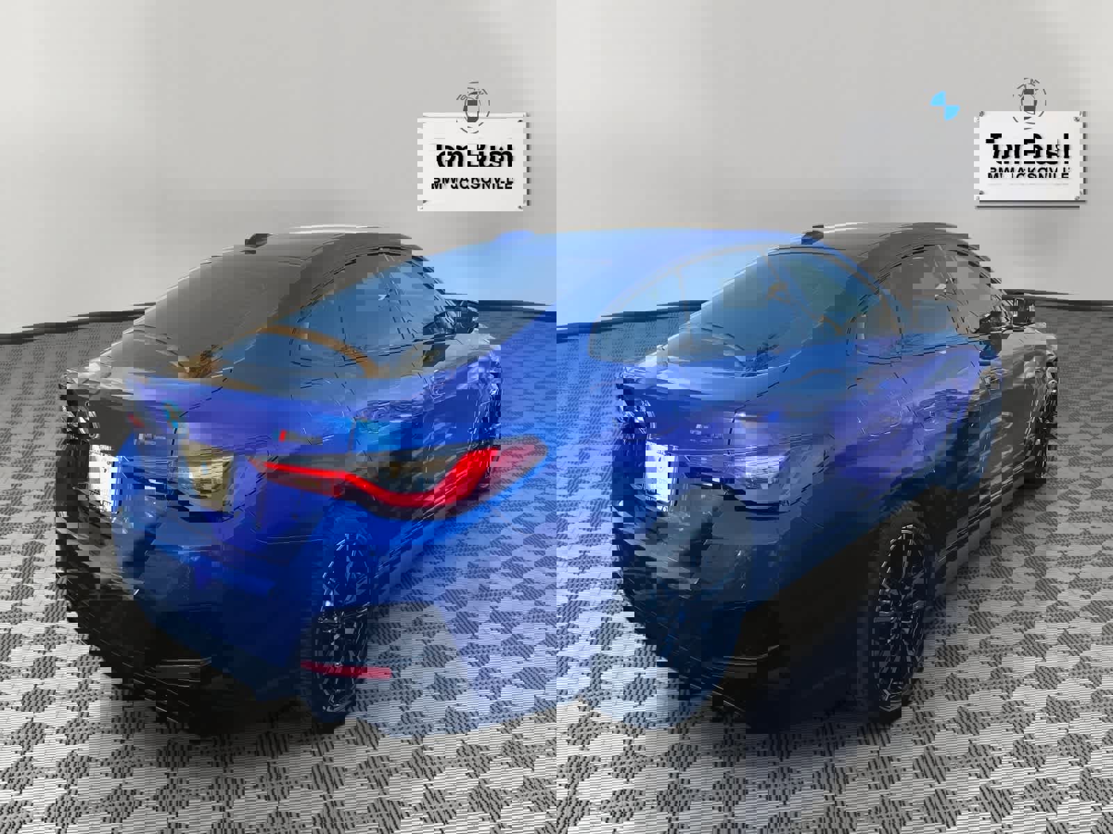 Certified 2023 BMW i4 M50 w/ Premium Package image 4