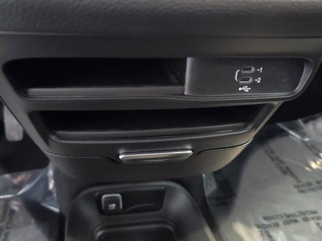 New 2026 Chrysler Pacifica Select image 21