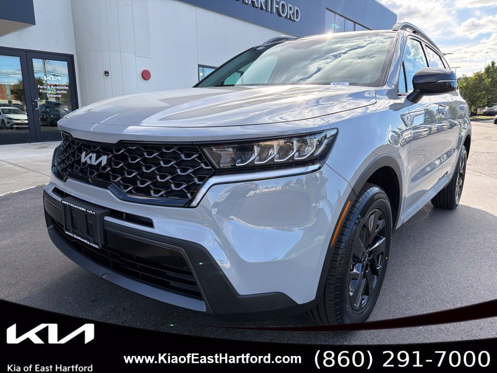 Certified 2023 Kia Sorento S w/ Panoramic Sunroof Package AWD/4WD image 3