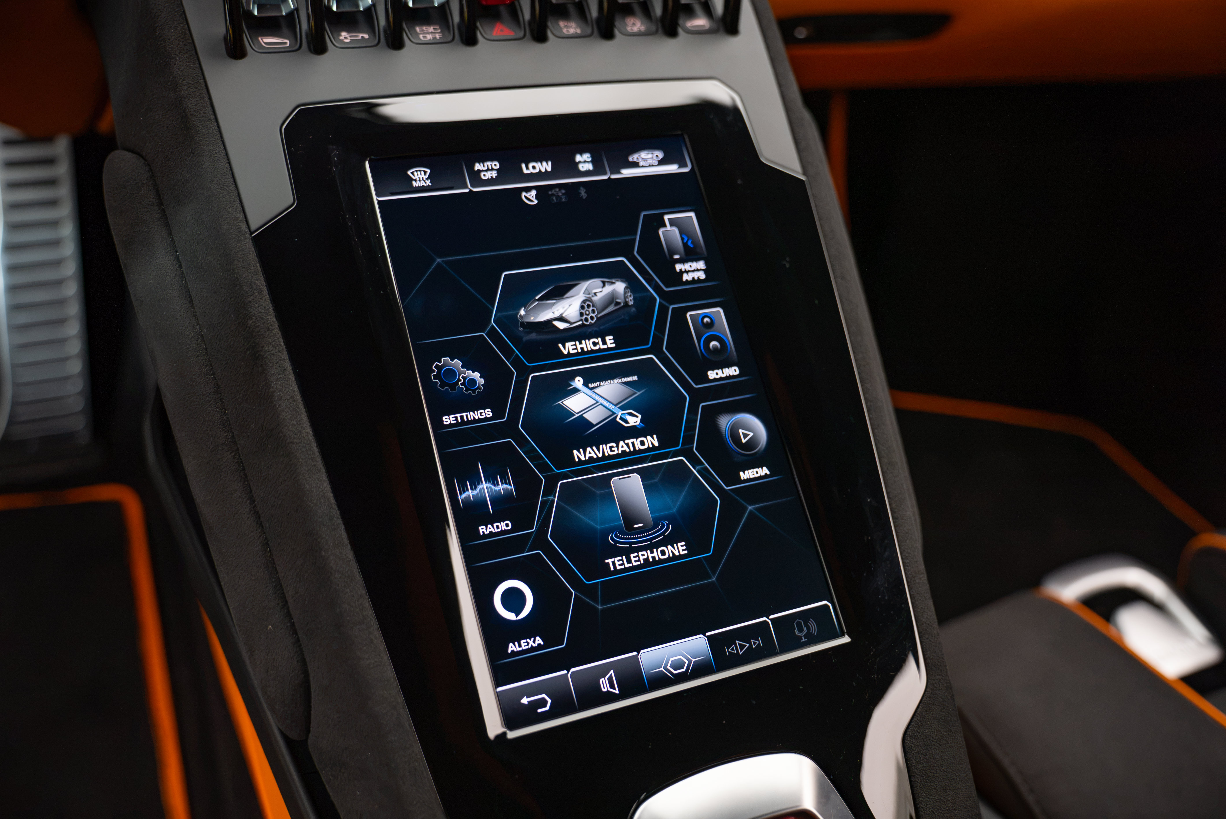 Used 2023 Lamborghini Huracan Tecnica RWD image 13
