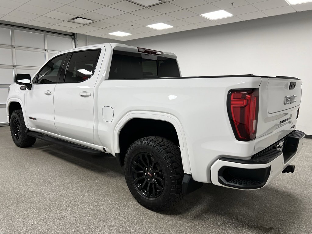 Used 2022 GMC Sierra 1500 AT4X image 9