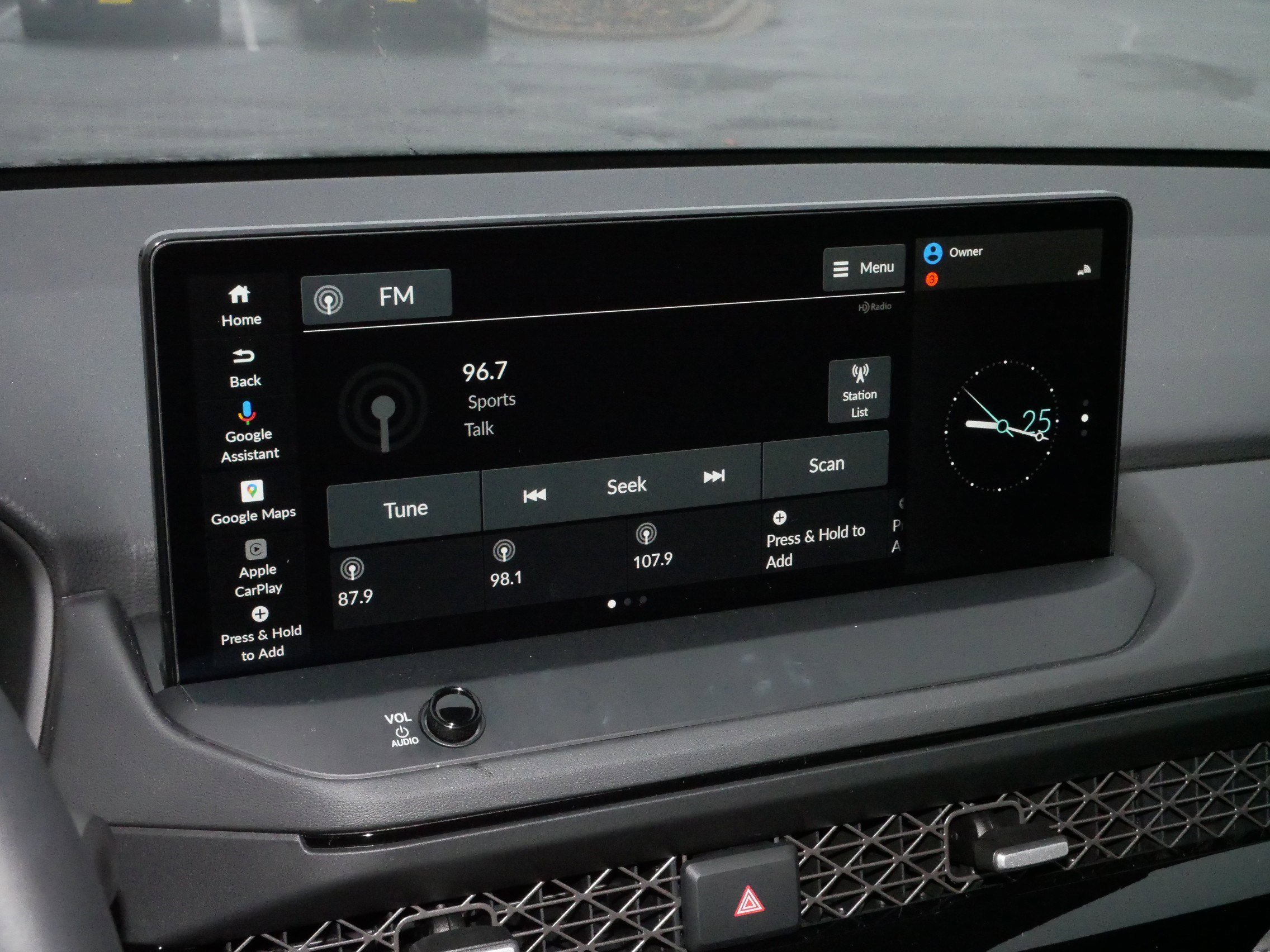 Certified 2025 Honda Accord Touring image 22