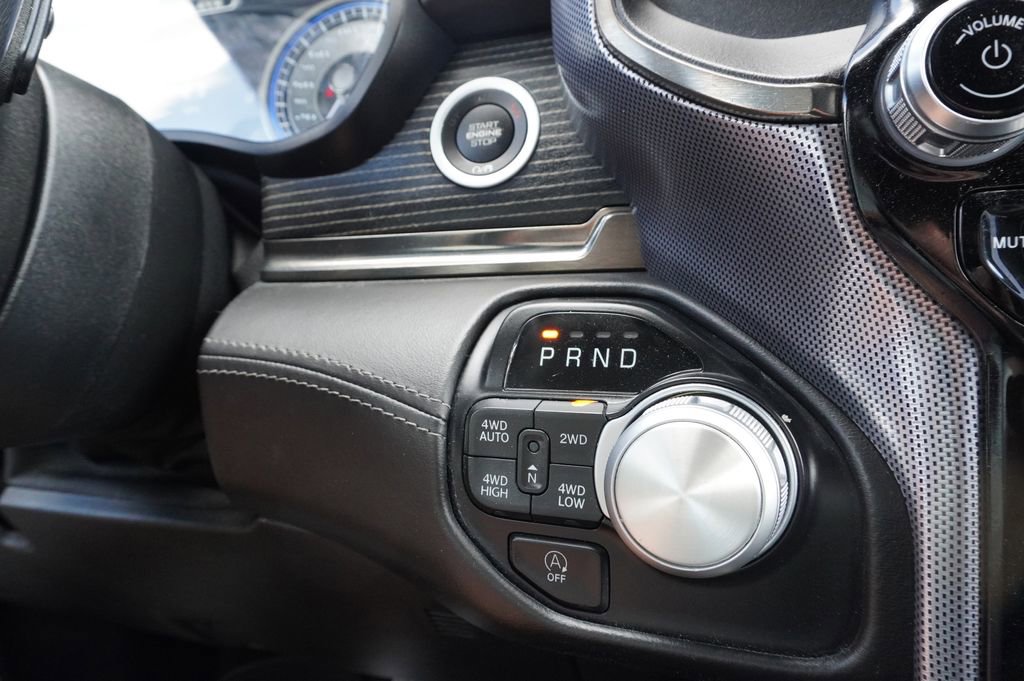 Used 2020 RAM 1500 Limited AWD/4WD image 16
