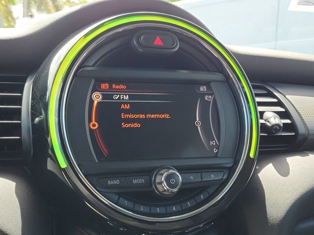 Used 2017 MINI Cooper 4-Door Hardtop FWD image 24