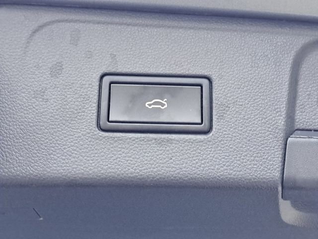 Used 2018 Volkswagen Atlas SEL image 29