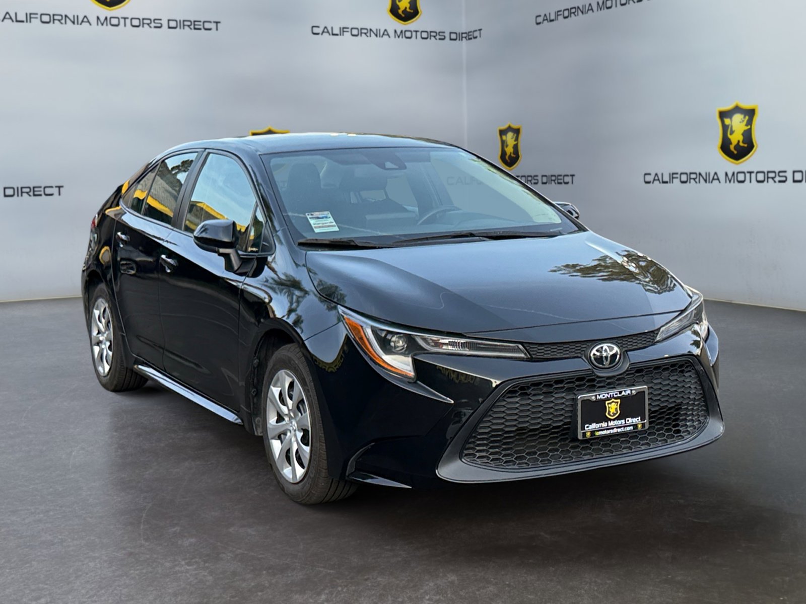 Used 2022 Toyota Corolla LE image 4