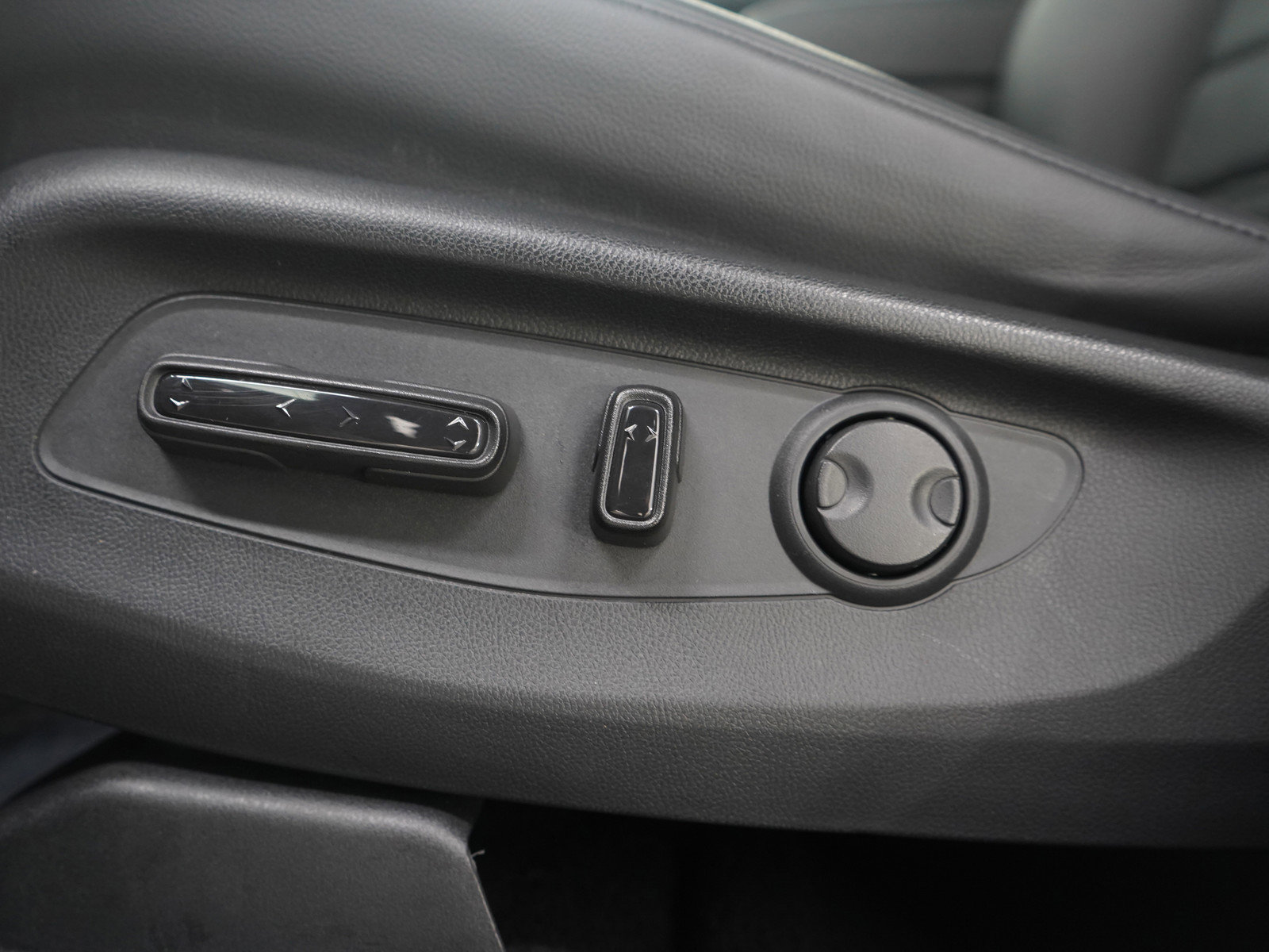 Used 2024 Honda CR-V EX-L image 26