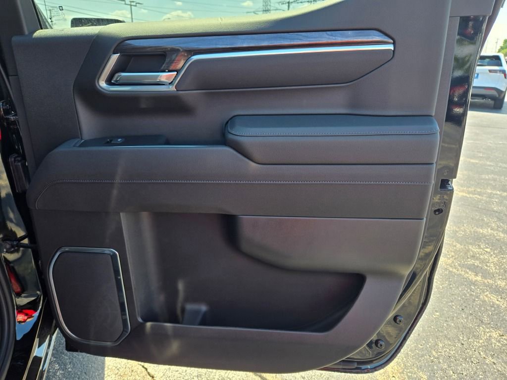 New 2026 Chevrolet Silverado 1500 LTZ w/ LTZ Premium Package image 10