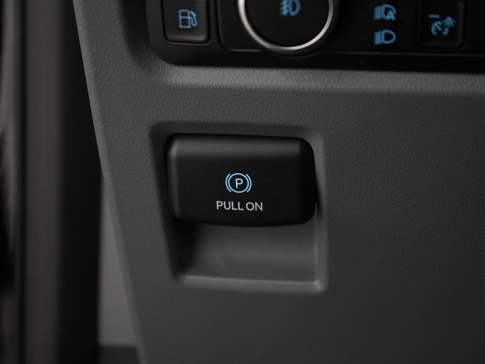 Used 2024 Ford F150 XLT w/ Mobile Office Package image 27