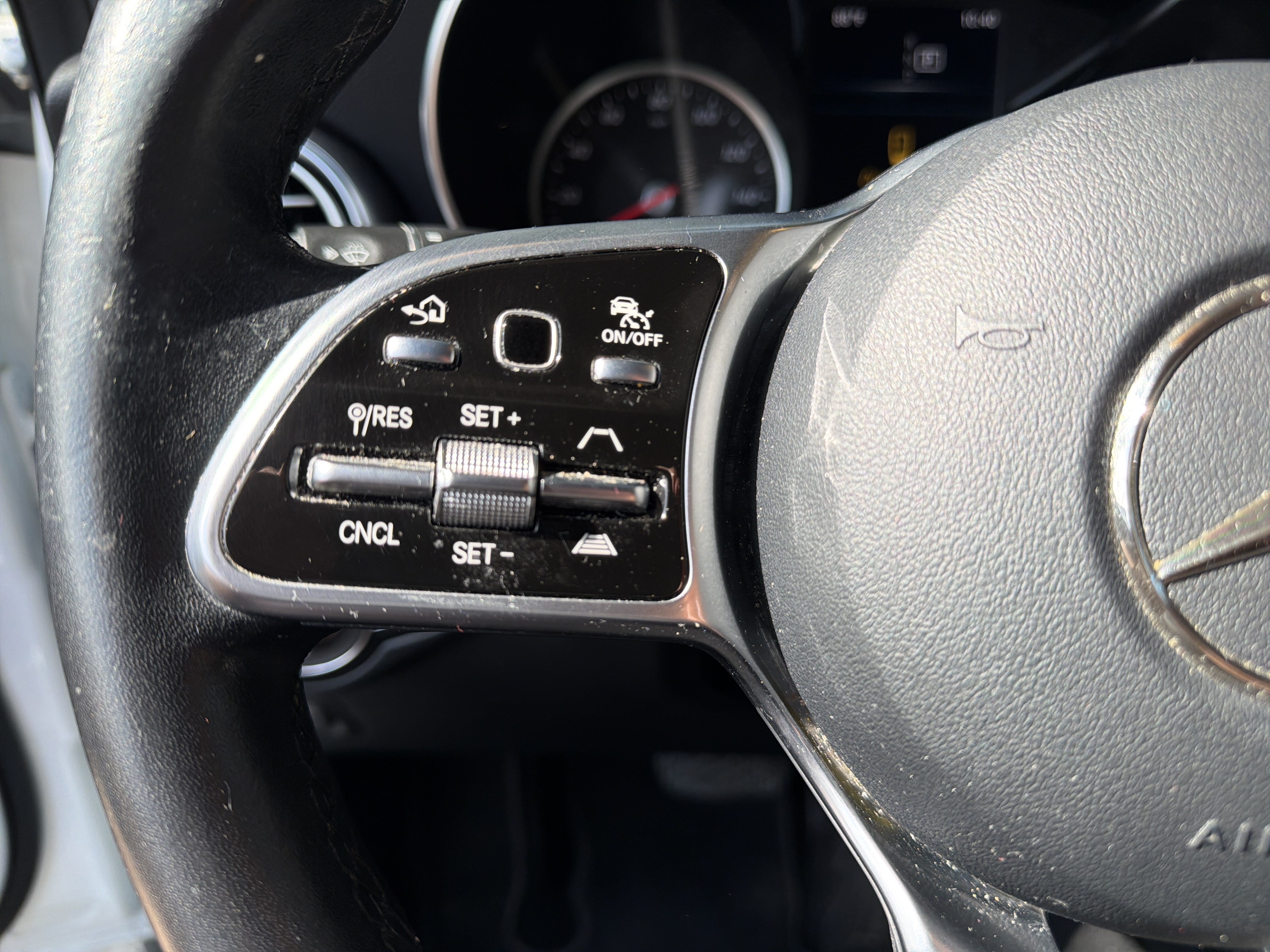 Used 2021 Mercedes-Benz GLC 300 image 18