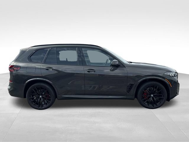 New 2026 BMW X5 xDrive40i w/ M Sport Package AWD/4WD image 2