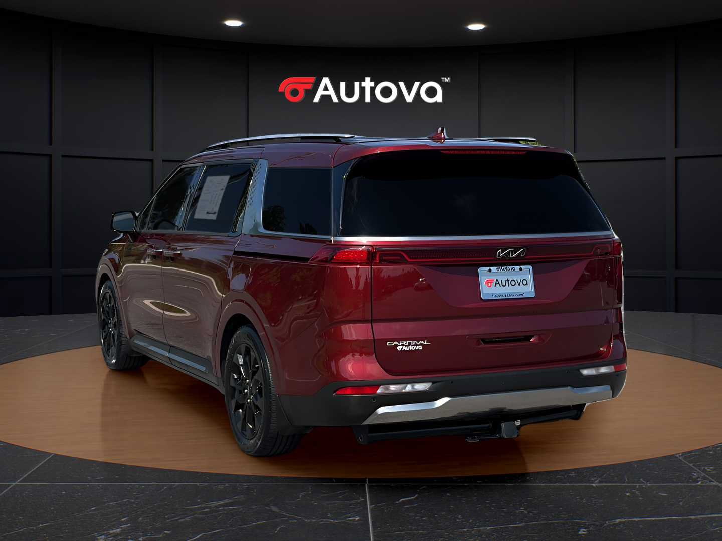 Used 2023 Kia Carnival SX Prestige FWD image 3