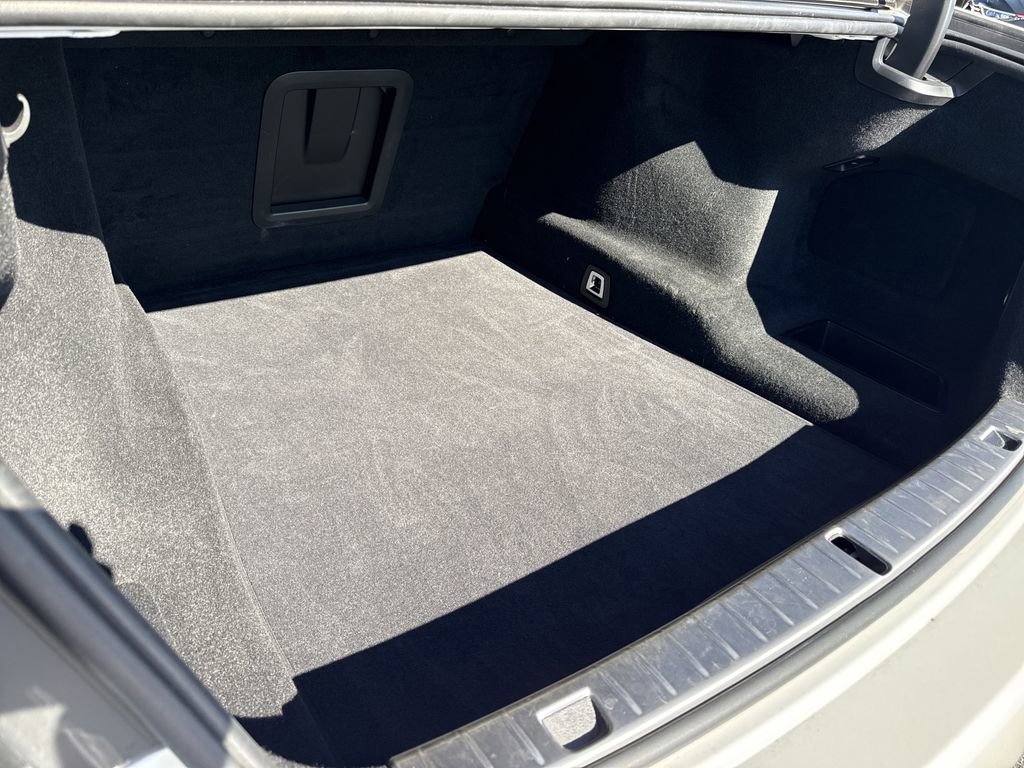 Used 2022 BMW 740i w/ M Sport Package RWD image 24