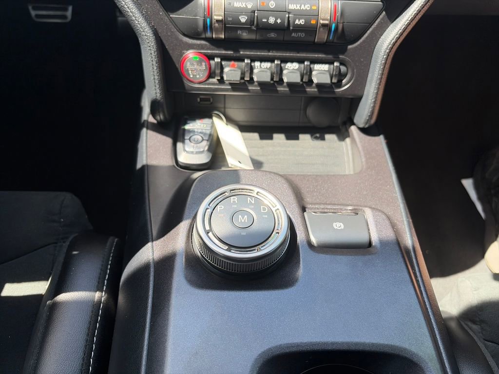 Used 2022 Ford Mustang Shelby GT500 w/ Technology Package RWD image 24