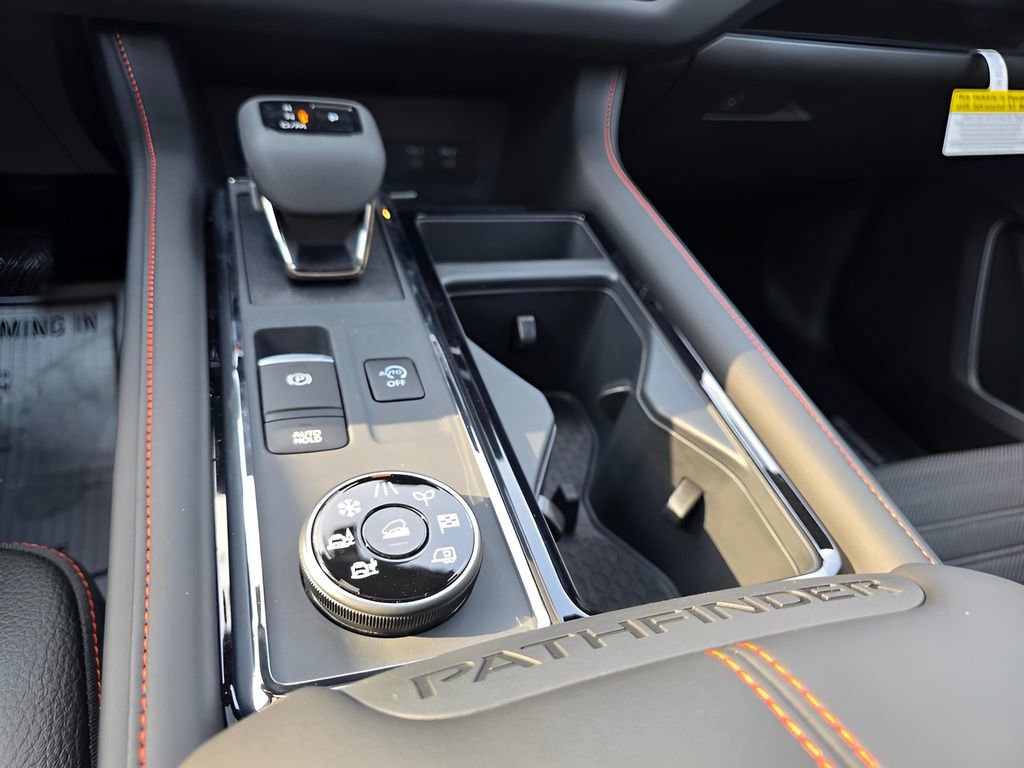 New 2026 Nissan Pathfinder SV image 31