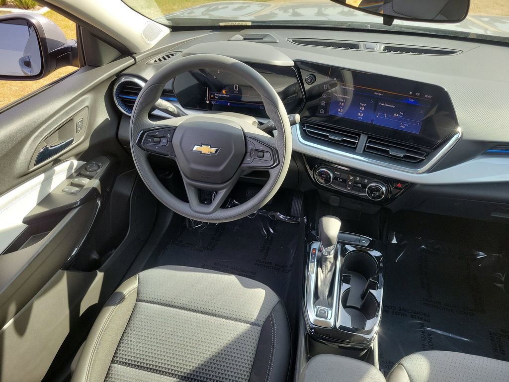 New 2026 Chevrolet Trax LT image 11