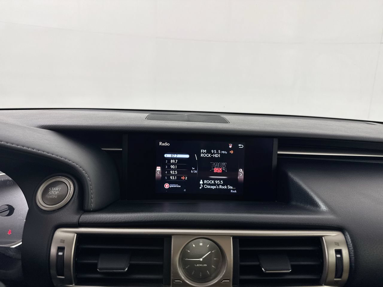 Used 2016 Lexus IS 300 AWD w/ Premium Package image 11