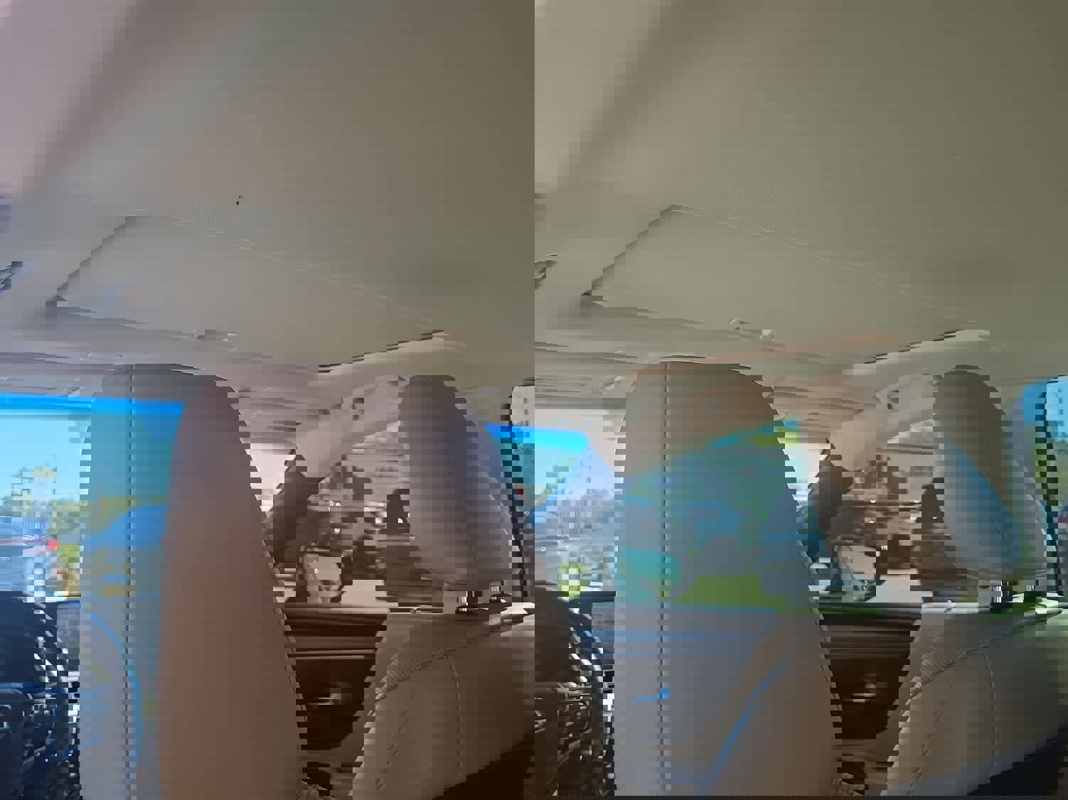 Used 2019 Lexus ES 350 w/ Premium Package image 10