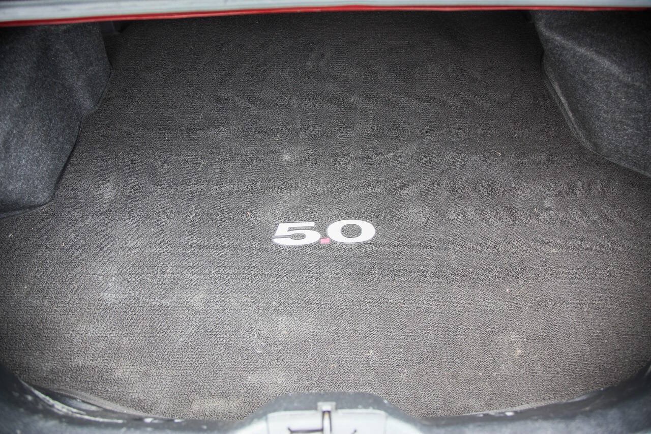 Used 2011 Ford Mustang GT Premium w/ Electronics Pkg RWD image 88