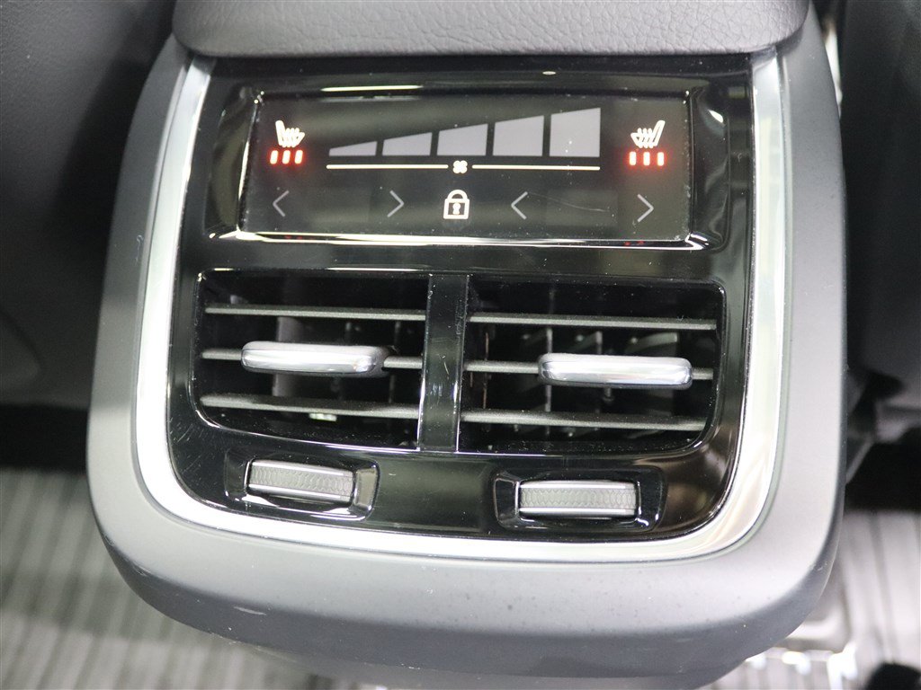 Used 2019 Volvo XC90 T6 Momentum w/ Advanced Package AWD/4WD image 25