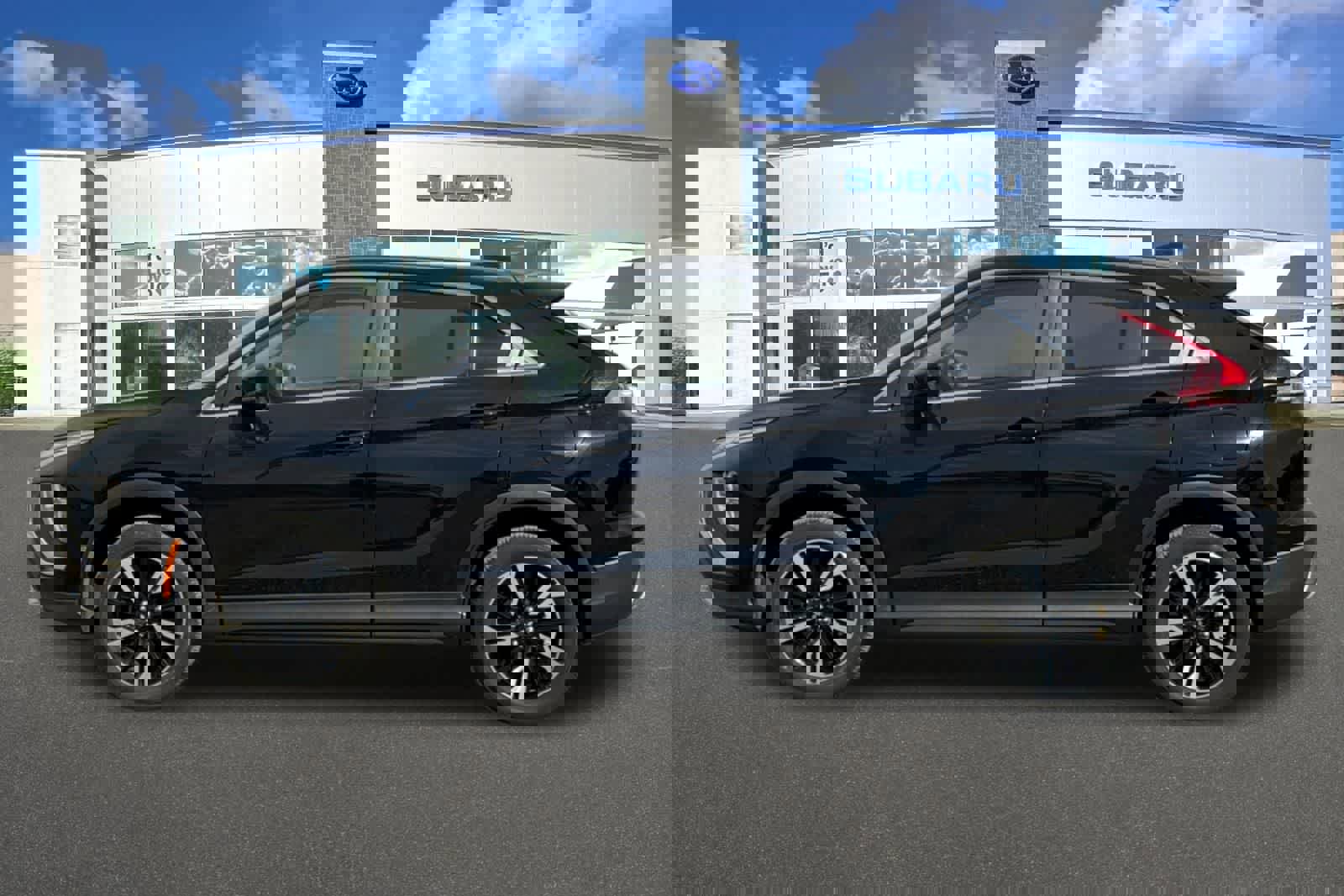 Used 2024 Mitsubishi Eclipse Cross SE image 9