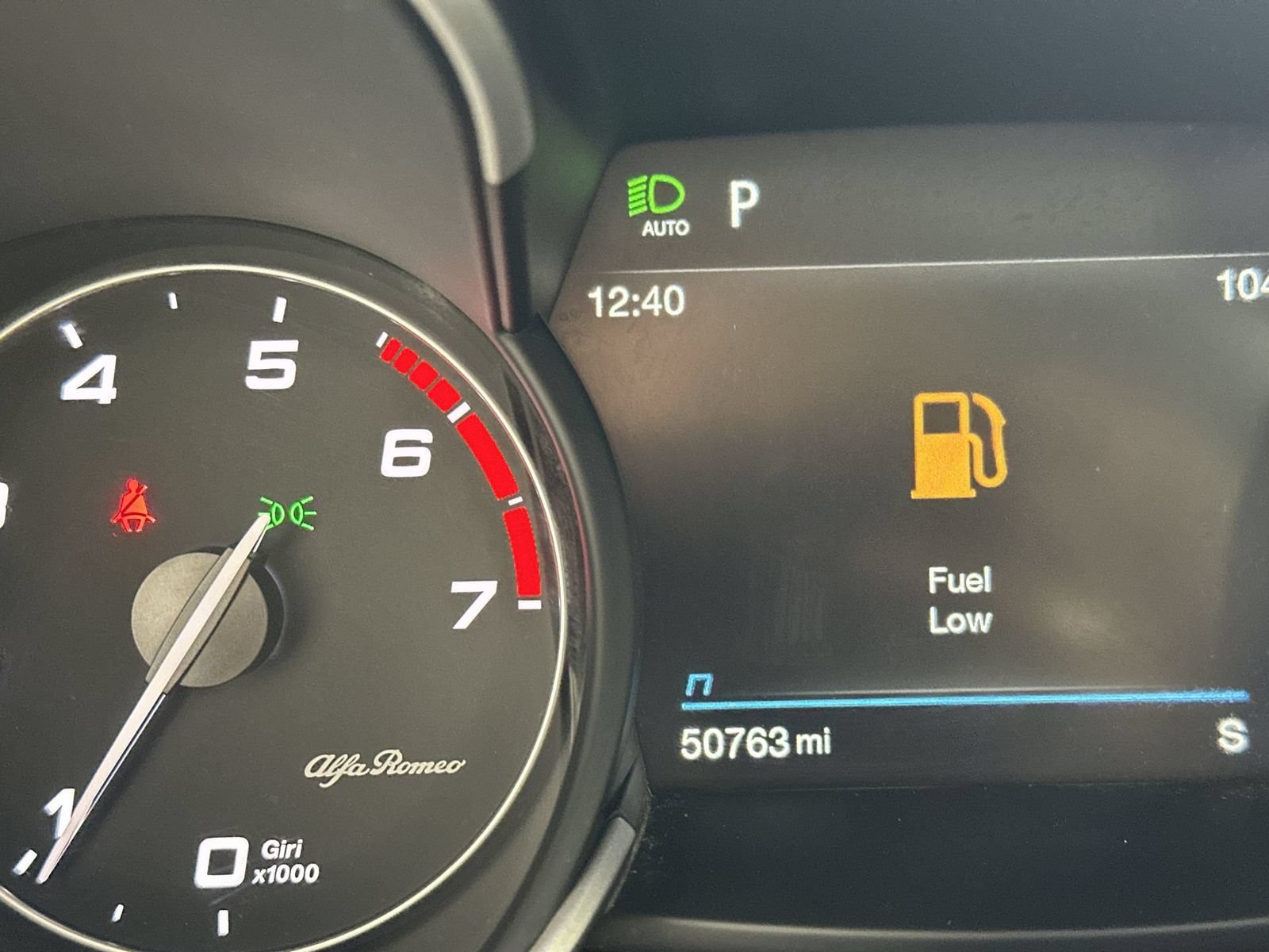 Used 2020 Alfa Romeo Stelvio AWD w/ Cold Weather Package image 15