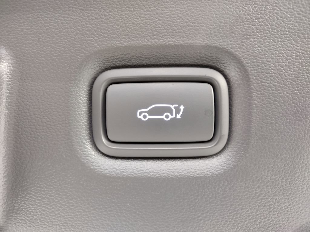 Certified 2023 Hyundai Ioniq 5 Limited w/ Cargo Package image 20