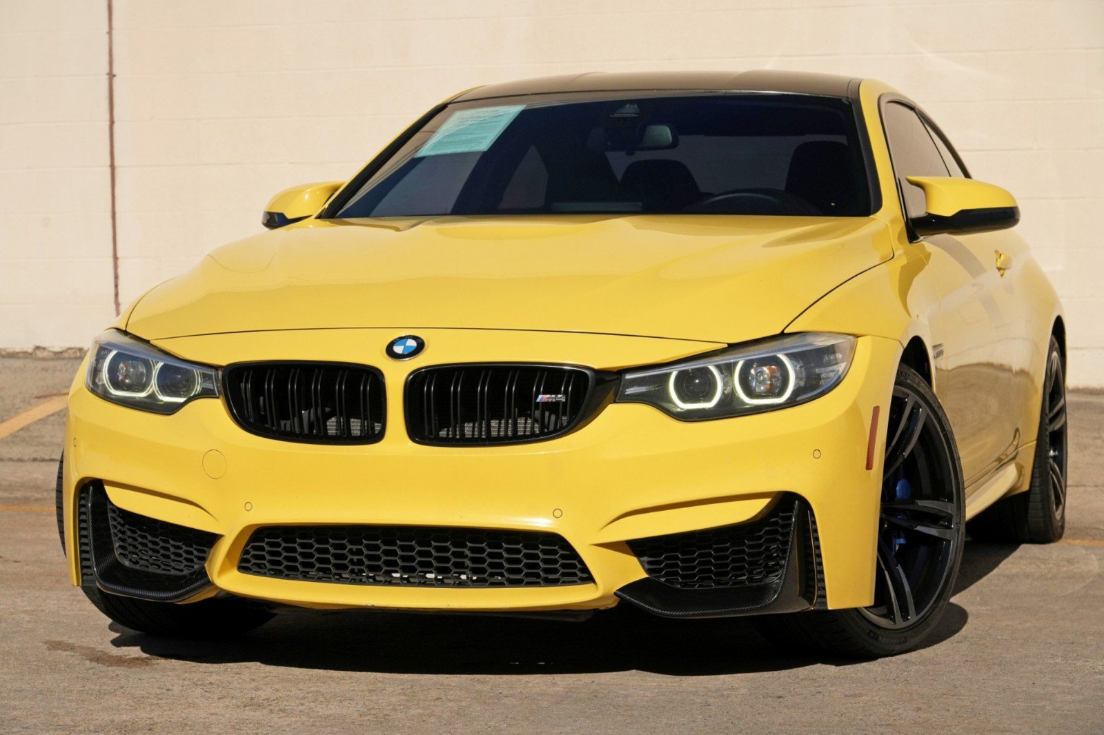 Used 2020 BMW M4 Coupe RWD image 3