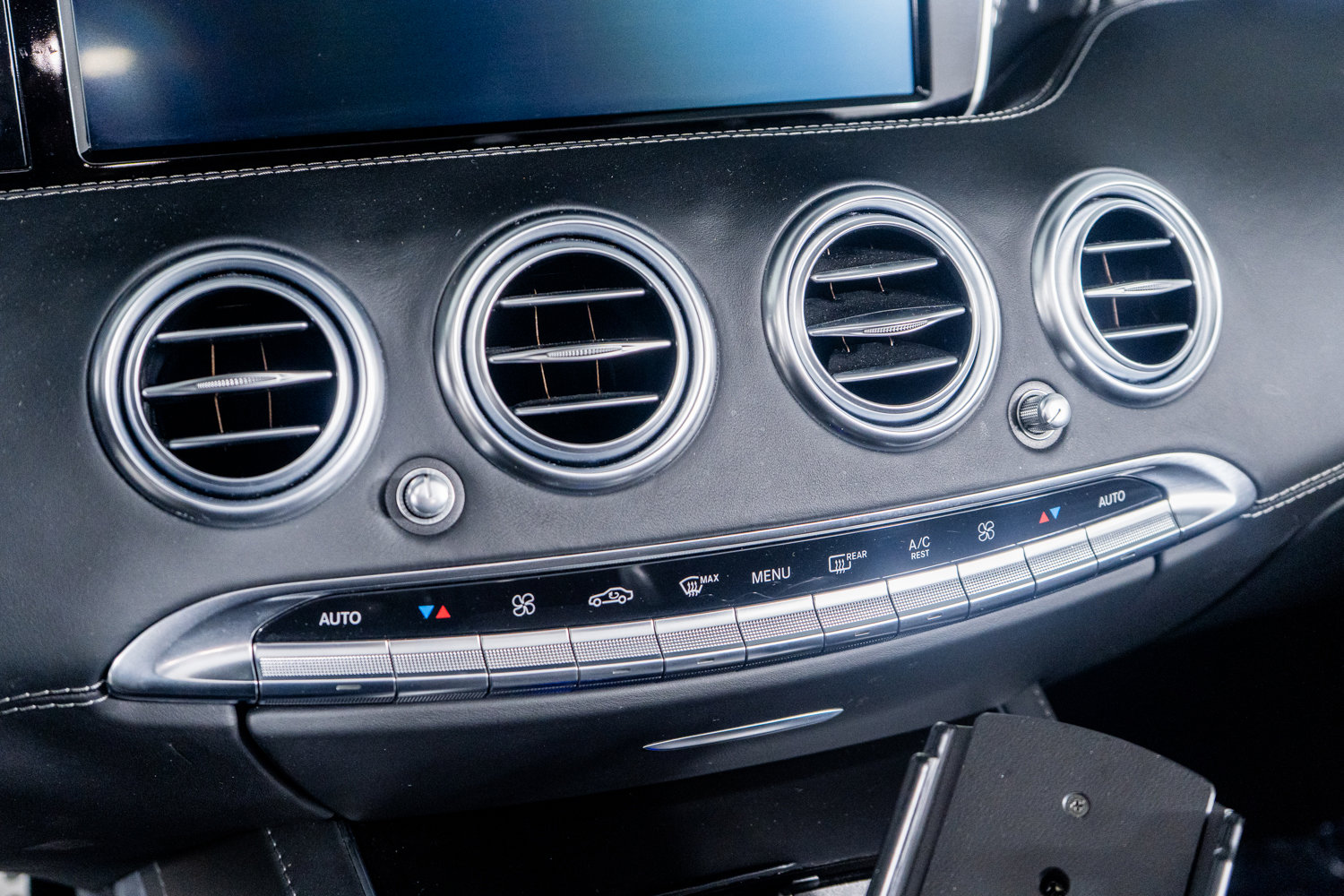 Used 2017 Mercedes-Benz S 550 Cabriolet image 43