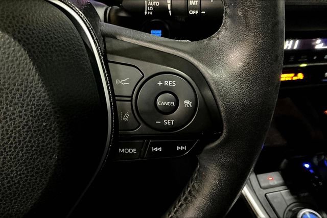 Used 2019 Toyota RAV4 Limited w/ Cold Weather Package image 22